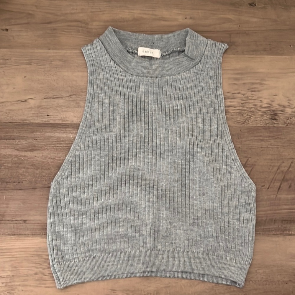 Crop top